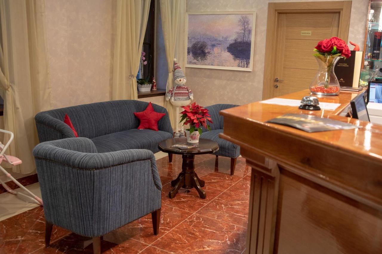 Hotel Kutko Pancevo Luaran gambar