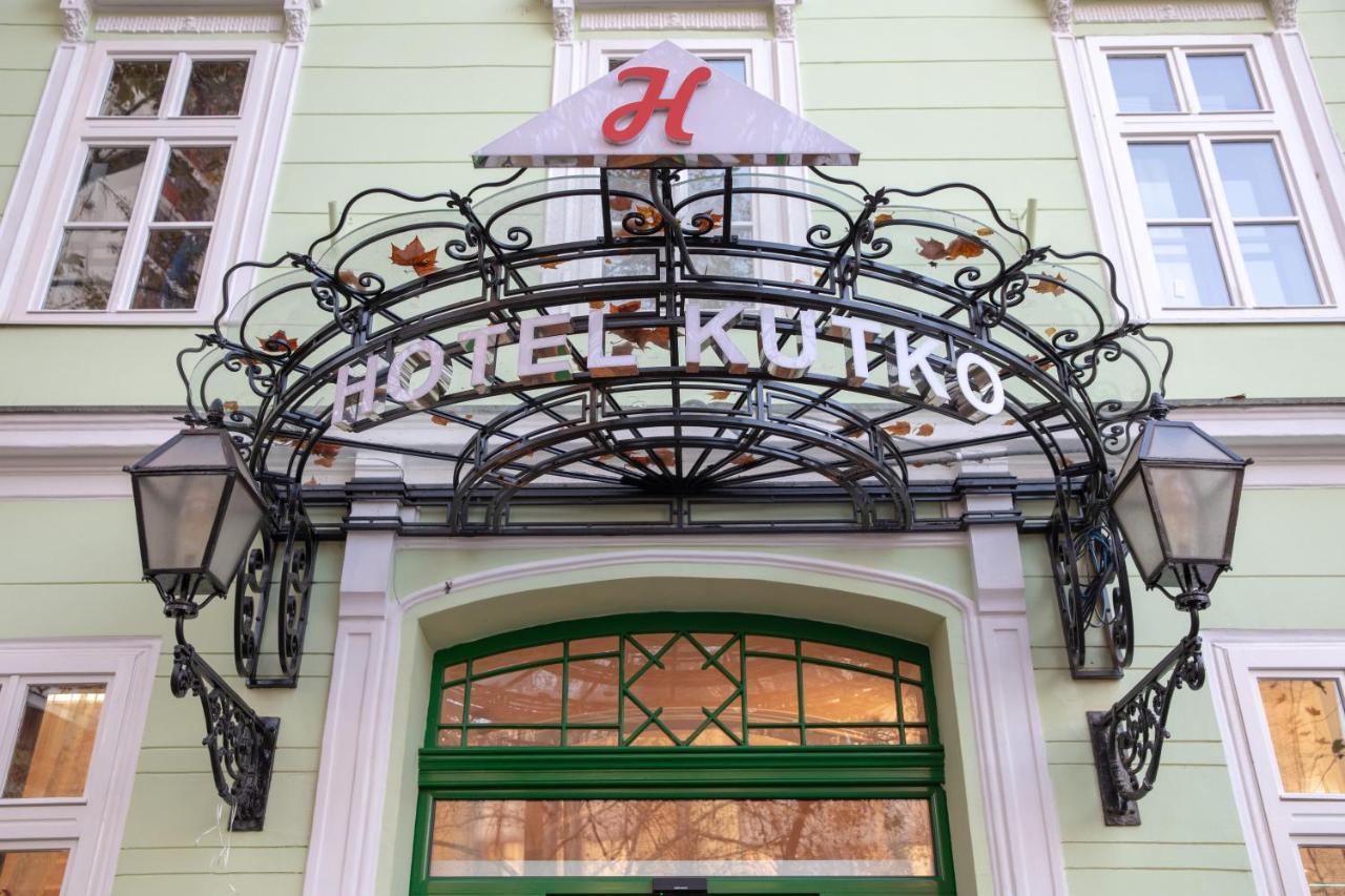 Hotel Kutko Pancevo Luaran gambar